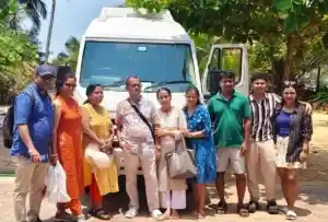 Tempo-Traveller-Booking-in-Bangalore-for-Airport-Pickup-Drop