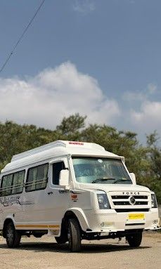 11 Seater tempo traveller for rent in bangalore